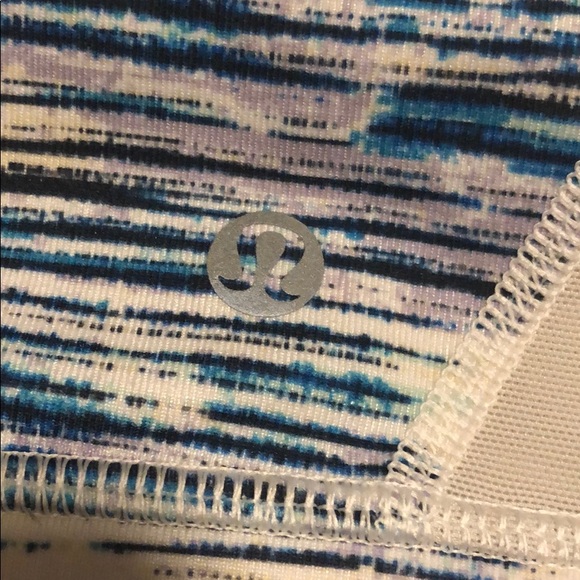 Lululemon sports bra - Picture 4 of 4